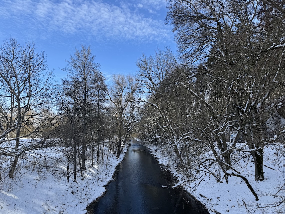 Blick von der Brücke auf die Breg
