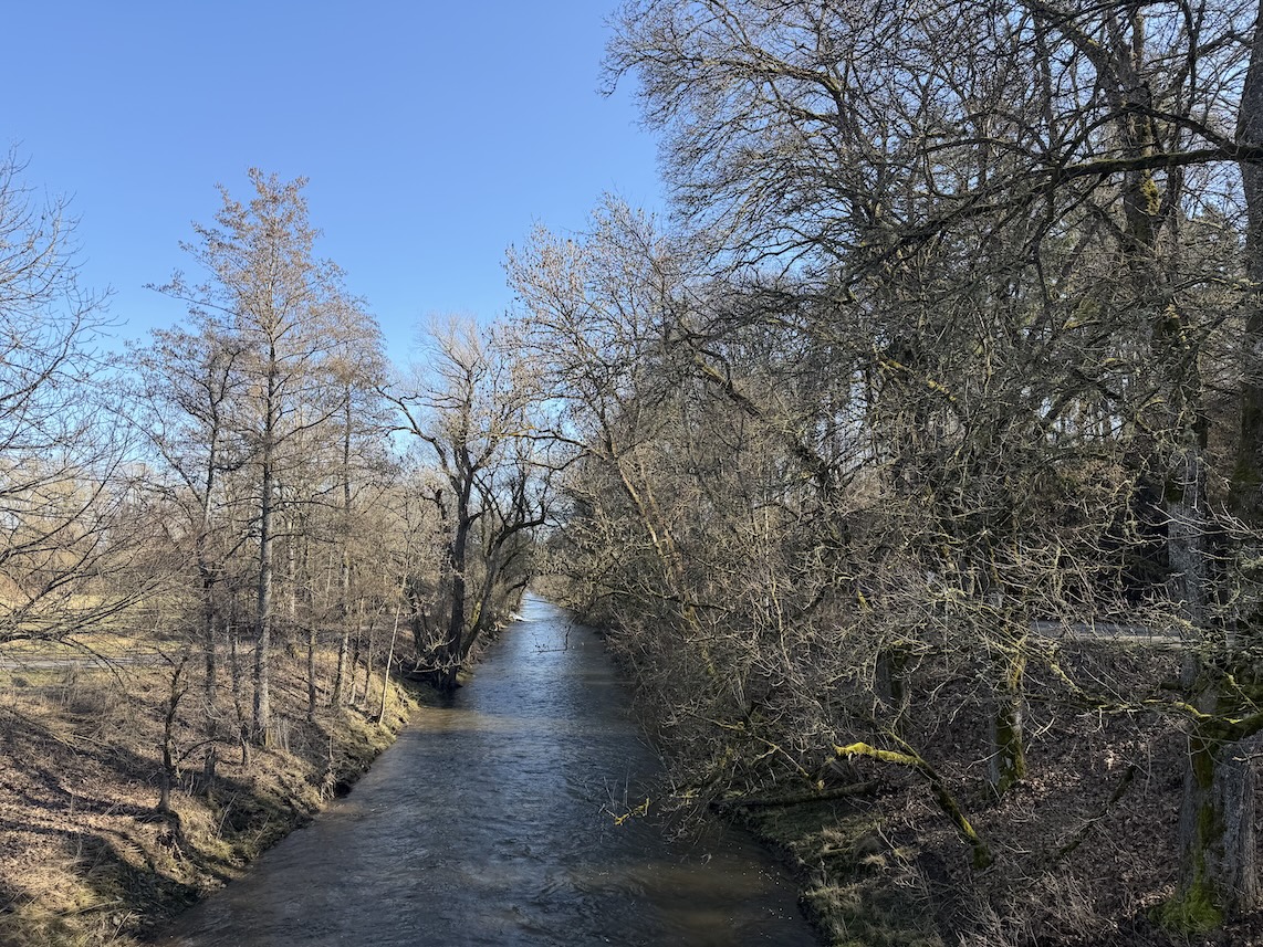 Blick von der Brücke auf die Breg